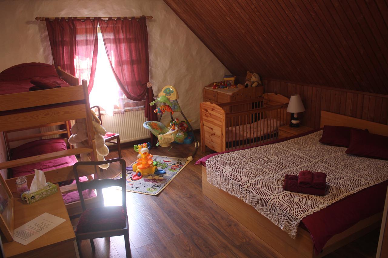 Krapi Guesthouse Treimani Extérieur photo